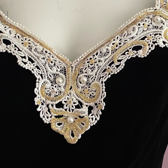 Vintage 80s Black Velvet Lace Gown StraplessOff-Shoulder Zum Zum Sheath Black - Picture 12 of 12